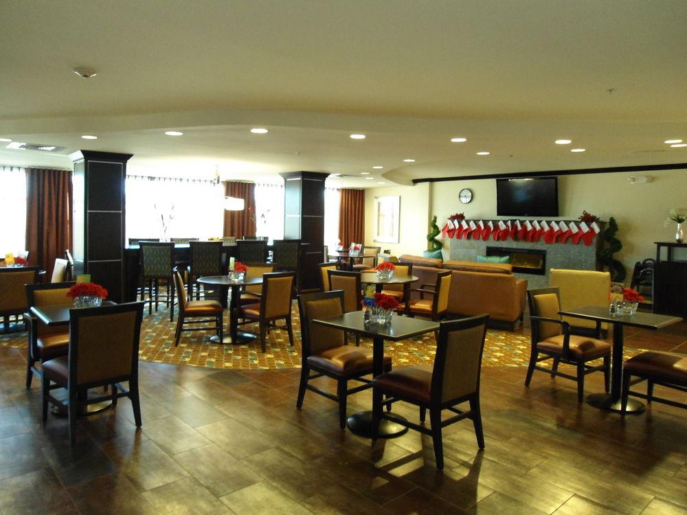 Holiday Inn Express And Suites Alpine By Ihg Eksteriør billede