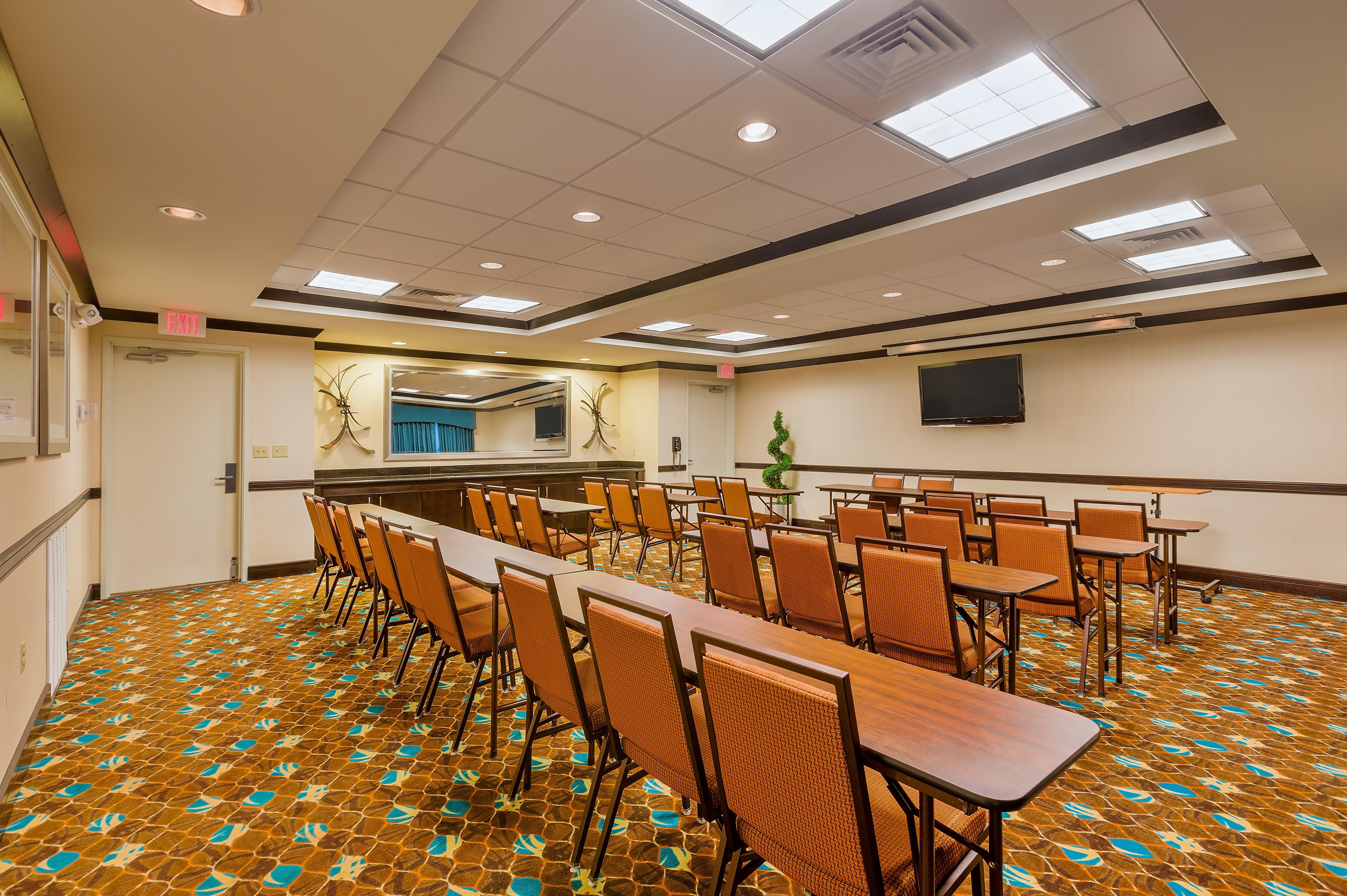 Holiday Inn Express And Suites Alpine By Ihg Eksteriør billede