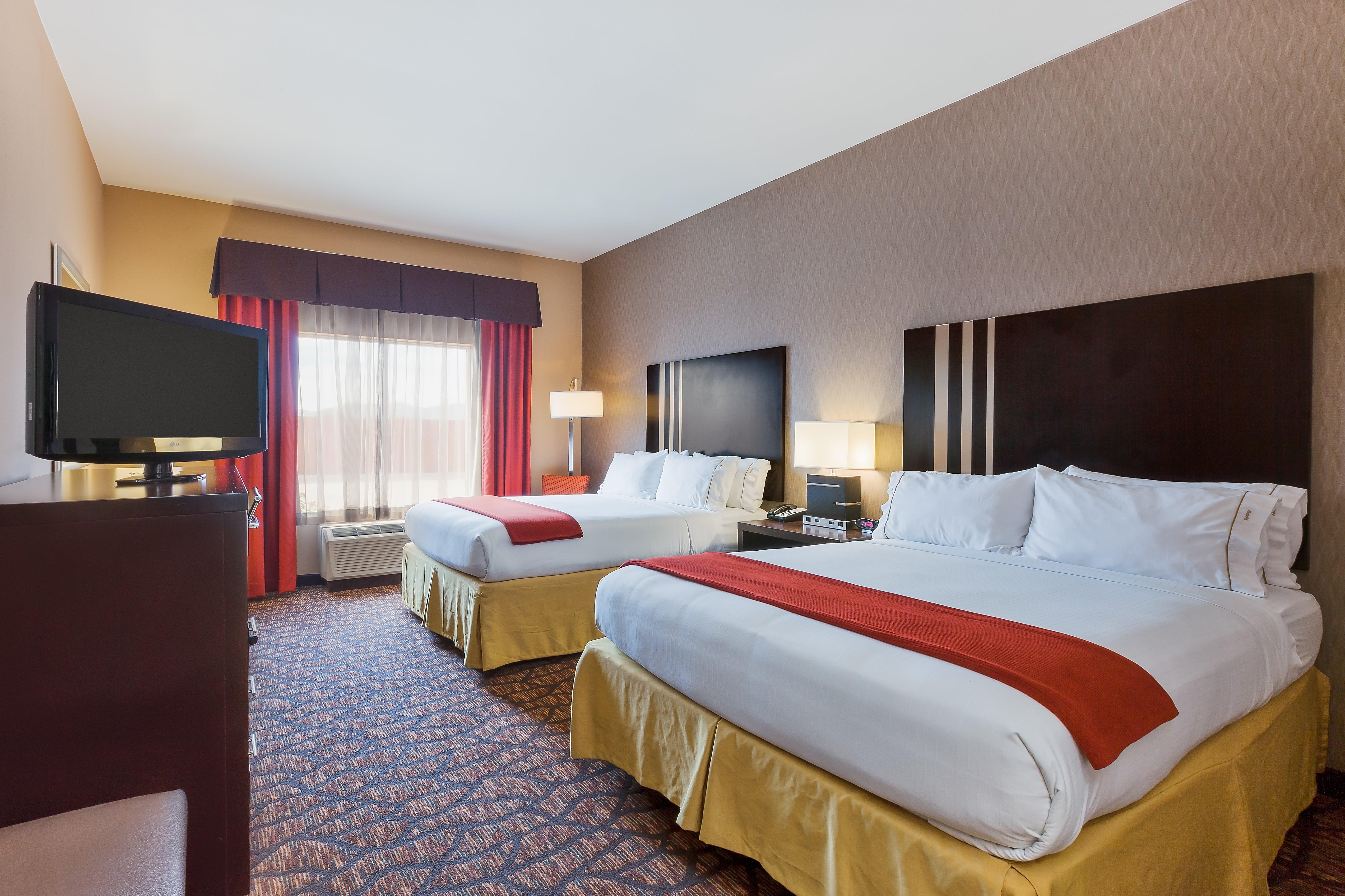 Holiday Inn Express And Suites Alpine By Ihg Eksteriør billede